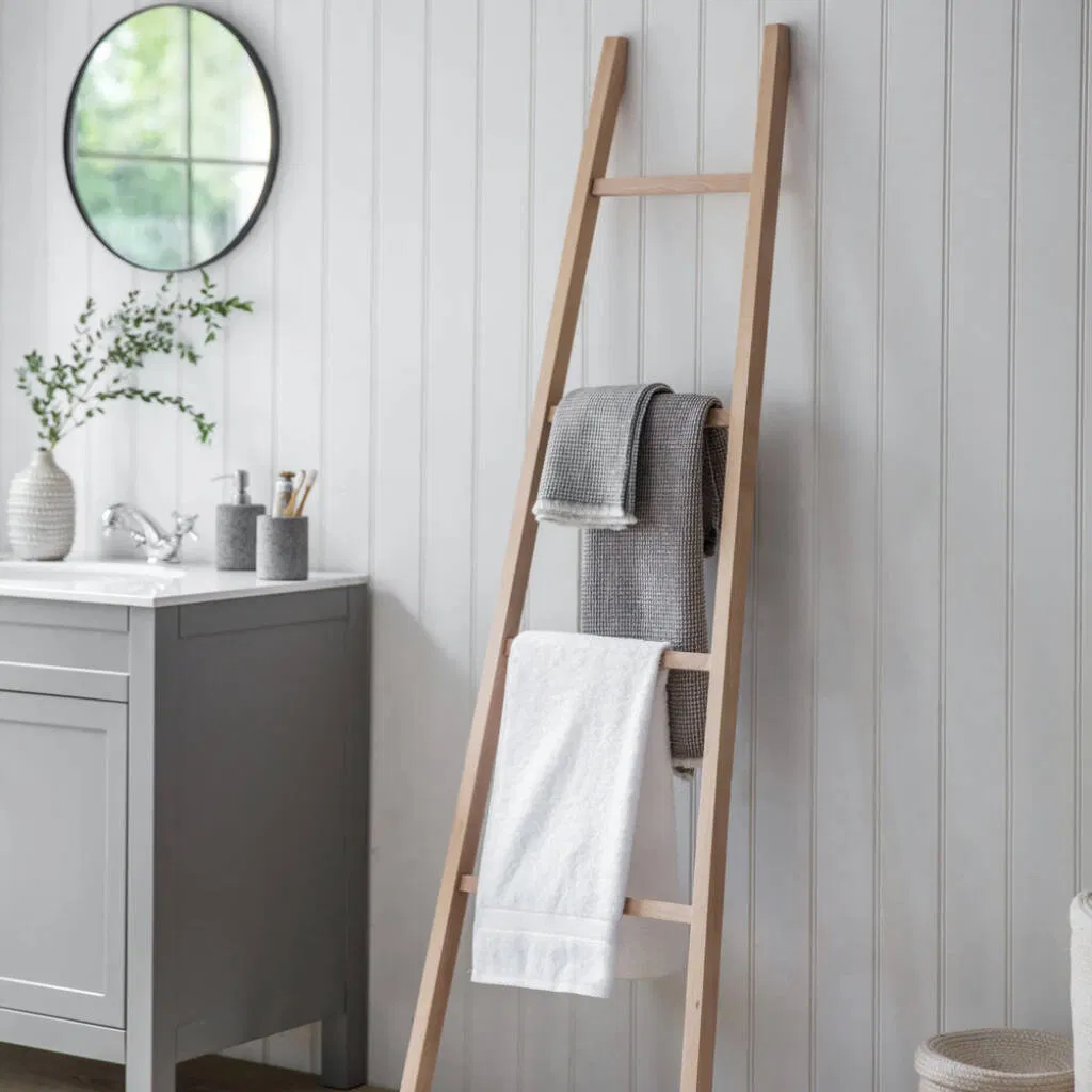 Beech Towel Ladder - main product image